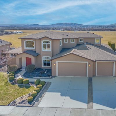 2987 Riverbend Dr, Richland, WA 99354