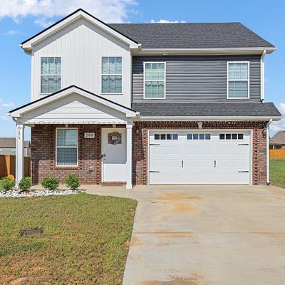 299 Dugger Dr, Clarksville, TN 37042