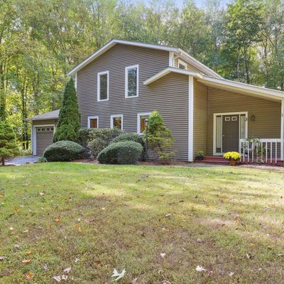 3 Christopher Ln, Clinton, CT 06413