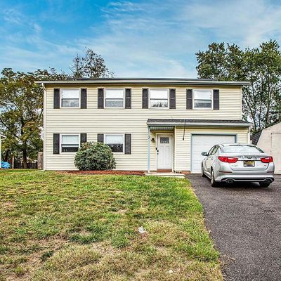 3 Kent Ct, Mount Holly, NJ 08060