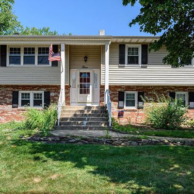 3 Periwinkle La, Hamilton, NJ 08619