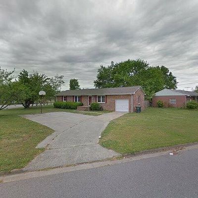 3 Rexford Dr, Newport News, VA 23608