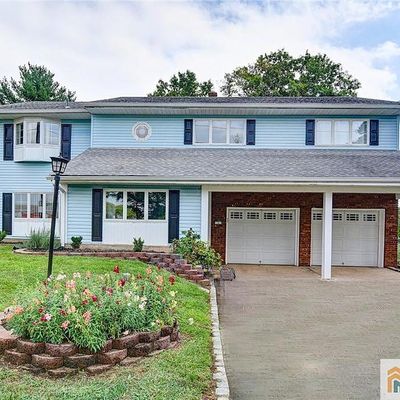 3 Suttie Ave, Piscataway, NJ 08854