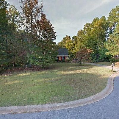 30 Chatsworth Cir, Newnan, GA 30265