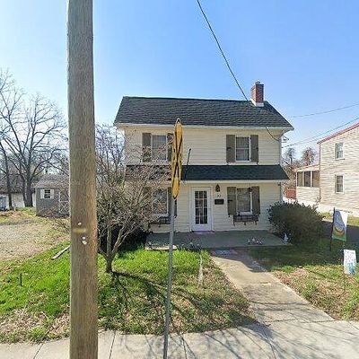 30 E Millbrooke Ave, Woodstown, NJ 08098