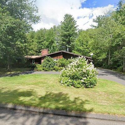 30 Park Rd, Simsbury, CT 06070