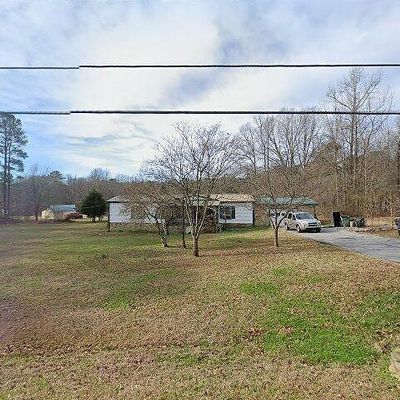 30 Peachtree Lake Dr, Sharpsburg, GA 30277