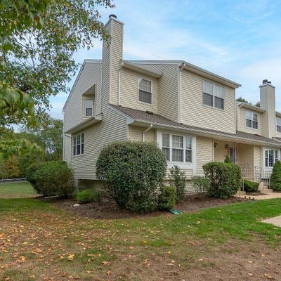 30 W Lake Ct, Somerset, NJ 08873