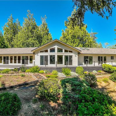 300 Council Hill Rd, Lakeside, OR 97449