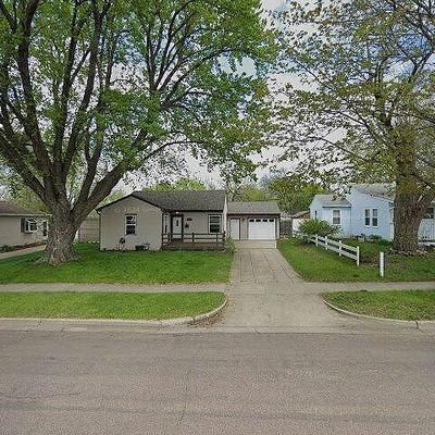 3004 E 19 Th St, Sioux Falls, SD 57103