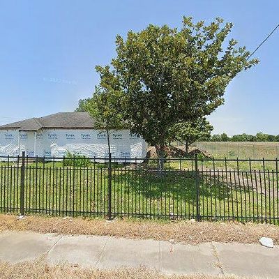 3004 B Ventas Drive, Houston, TX 77047