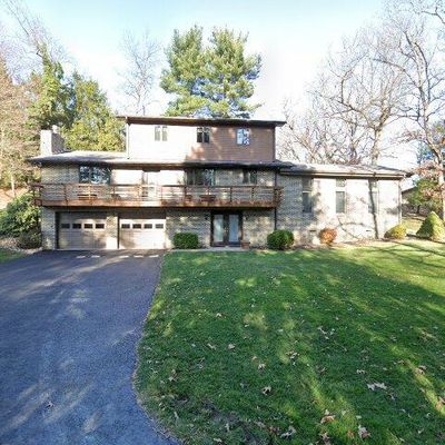 3006 Park Forest Ln, Murrysville, PA 15668