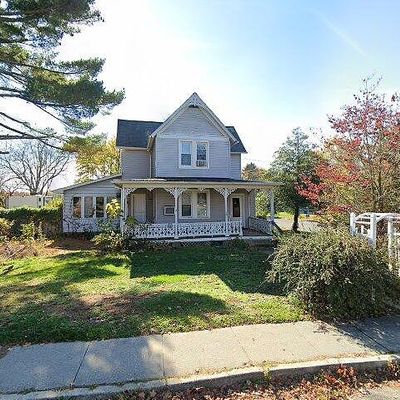 301 Catawba Ave, Newfield, NJ 08344