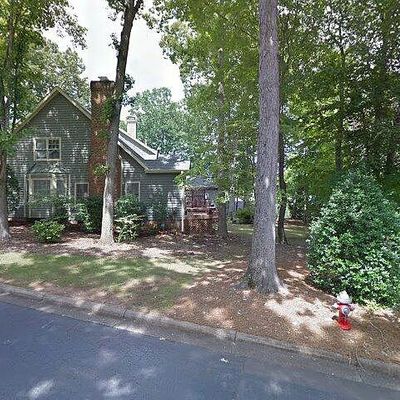 301 Glen Echo Ln #A, Cary, NC 27518