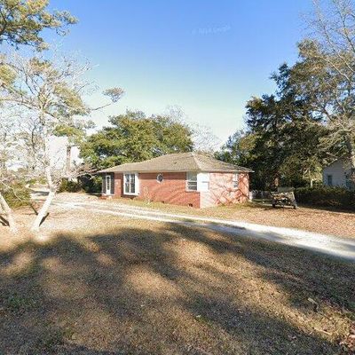 301 Florida Ave, Morehead City, NC 28557