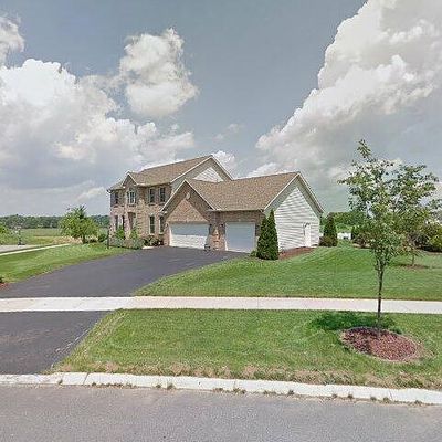 301 Lois Ln, State College, PA 16801