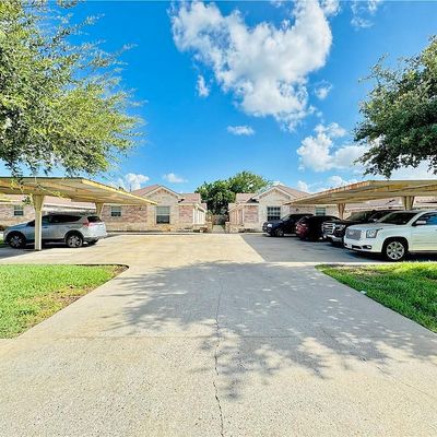 301 W Albatross Ave, Pharr, TX 78577