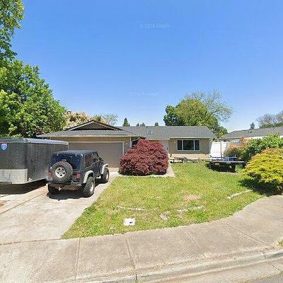 3010 Glengrove Ave, Medford, OR 97501