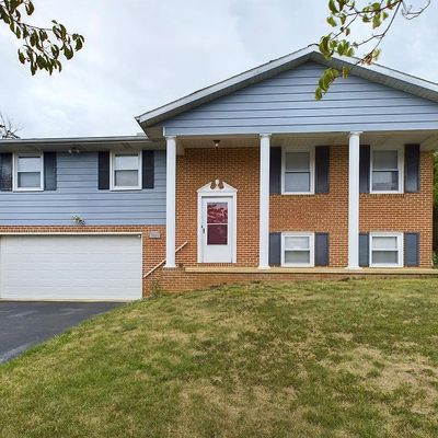 3011 Norwood Pl, York, PA 17408