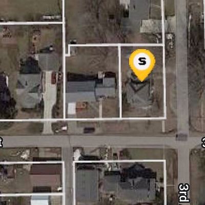 302 3 Rd St, Earling, IA 51530