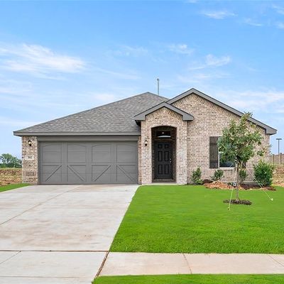 302 Camryn Way, Cleburne, TX 76036