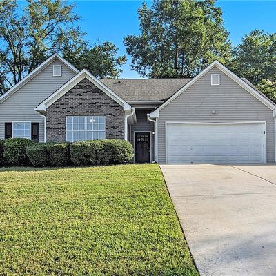 302 Granite Grv, Loganville, GA 30052