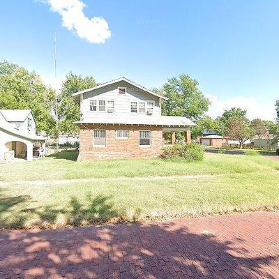 302 N 4 Th St, Arkansas City, KS 67005