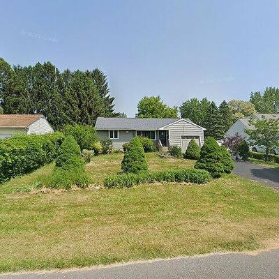 302 Rita Dr, Syracuse, NY 13212