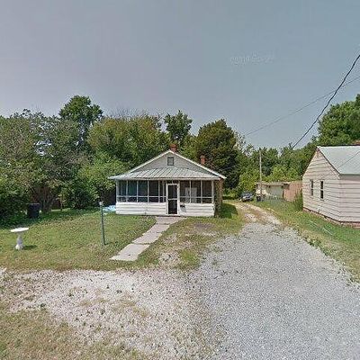 302 Spring St, Petersburg, VA 23803