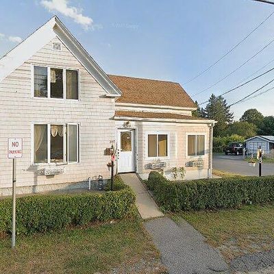 302 School St, Stoughton, MA 02072