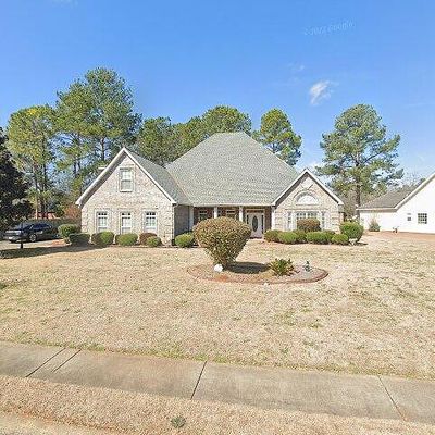 302 Yorktown Dr, Perry, GA 31069