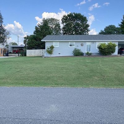 302 Williams Ave, Florence, AL 35634