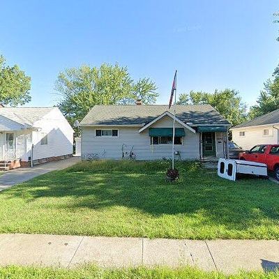 30227 Regent Rd, Wickliffe, OH 44092