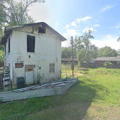 303 S Gray Ave, Picayune, MS 39466