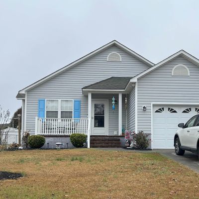 304 Appaloosa Ct, Swansboro, NC 28584