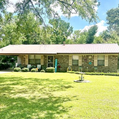 304 Lone Oak Park, West Point, MS 39773