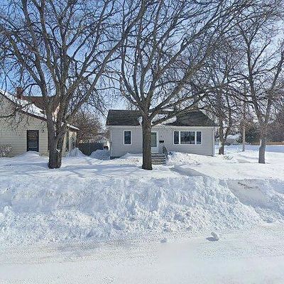 304 Oak St, Breckenridge, MN 56520