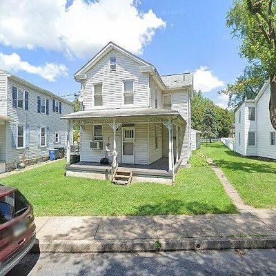 304 Penn St, Highspire, PA 17034