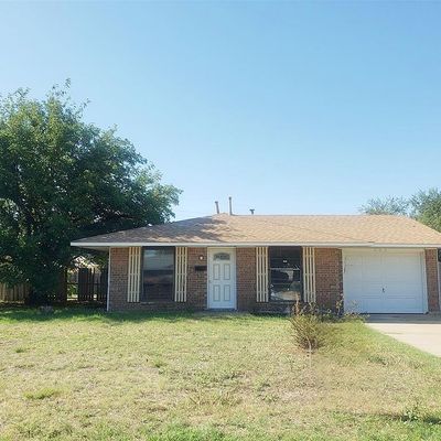 304 Saturn St, Altus, OK 73521