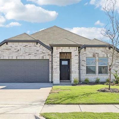 305 Canyon Oaks Dr, Greenville, TX 75402