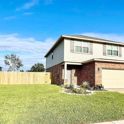 305 Bryan Way, Angleton, TX 77515