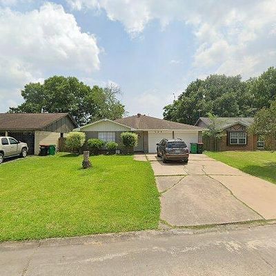 305 Grantham Rd, Baytown, TX 77521