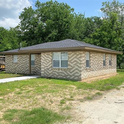 305 W 3 Rd St, Blooming Grove, TX 76626