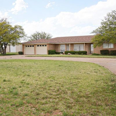 3058 Houston St, Levelland, TX 79336