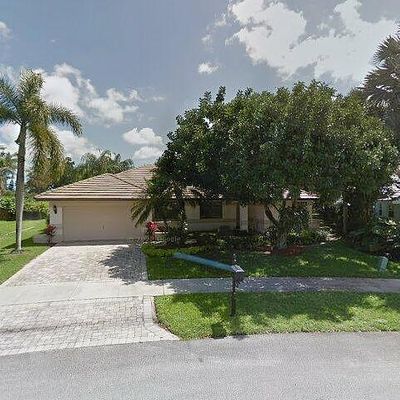 3059 Perriwinkle Cir, Davie, FL 33328