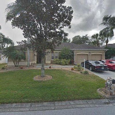 3061 Sutton Woods Dr, Plant City, FL 33566