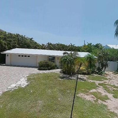 307 68 Th St, Holmes Beach, FL 34217