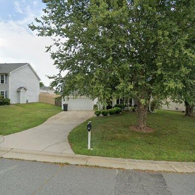 307 Carter Ridge Dr, Reidsville, NC 27320