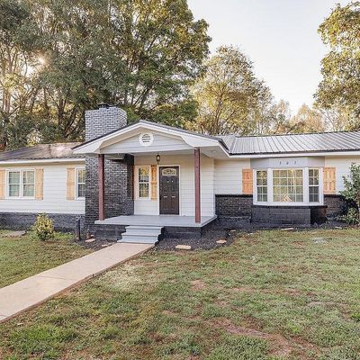 307 Magnolia Ave, Jefferson, GA 30549