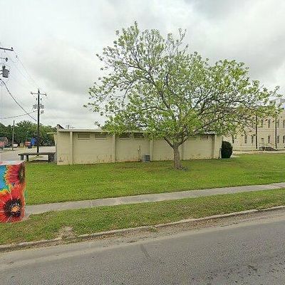 308 Emma St, Angleton, TX 77515